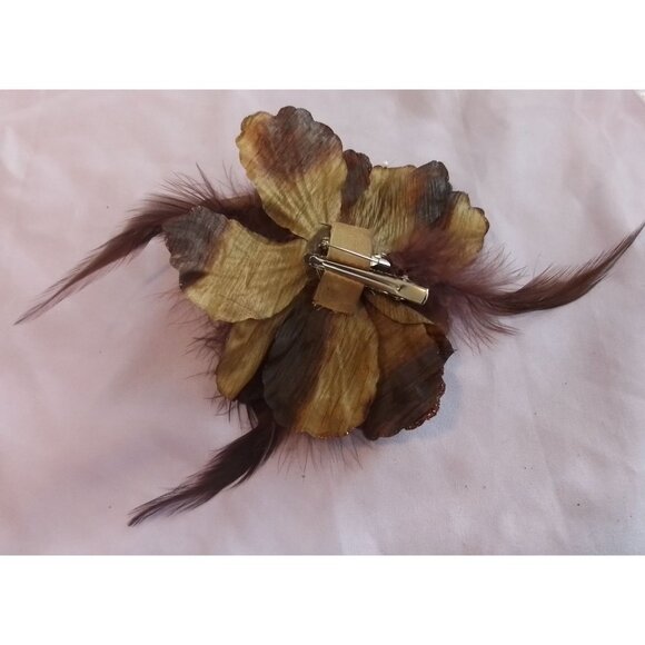 Vintage Feather Floral Hair Clip Barrette Brooch Pin Retro Chic Accessory - Picture 2 of 3